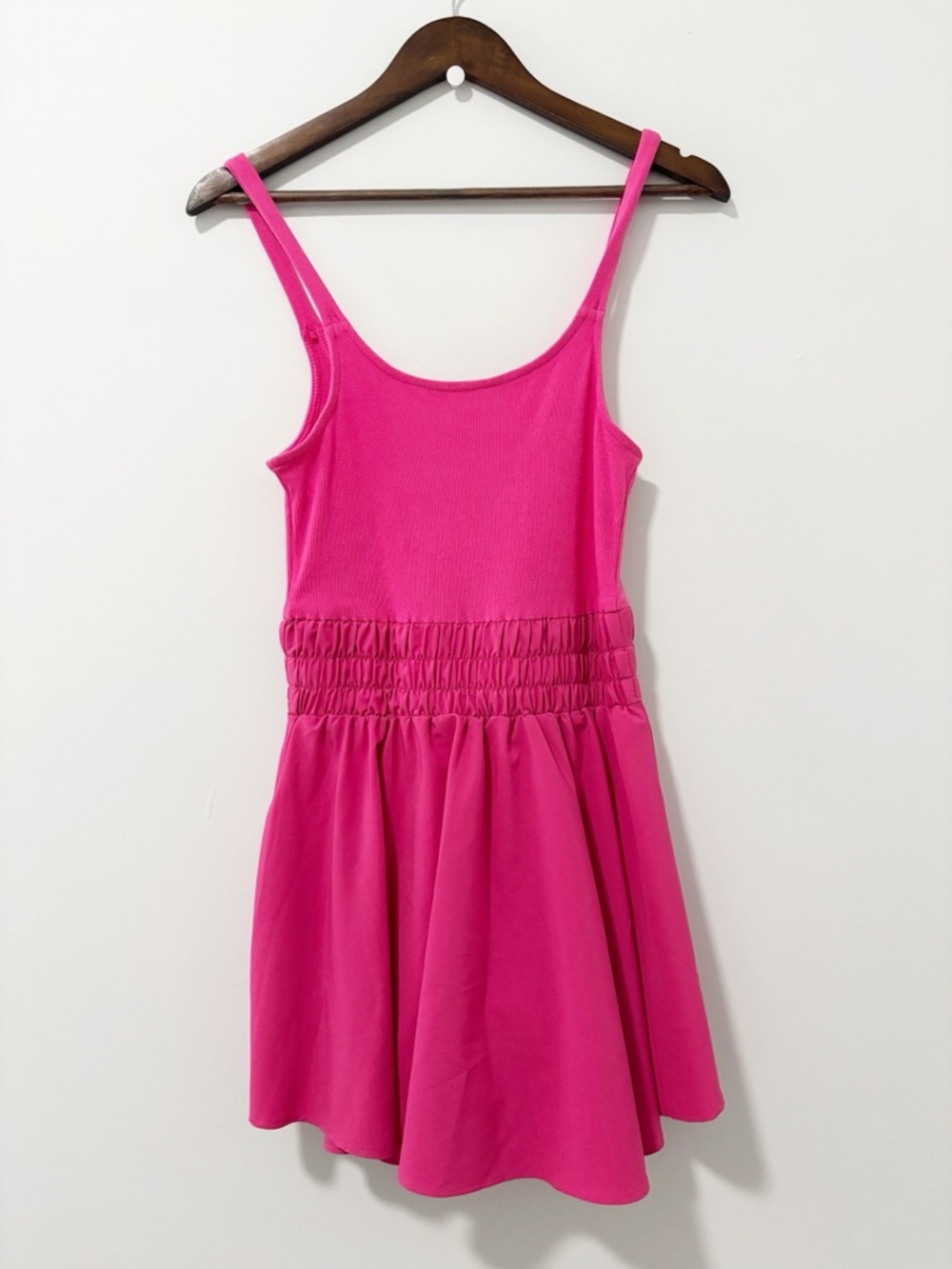 New In Active Stretch Mini Dress Smocked Waist Womens Size Medium Sundress NWT